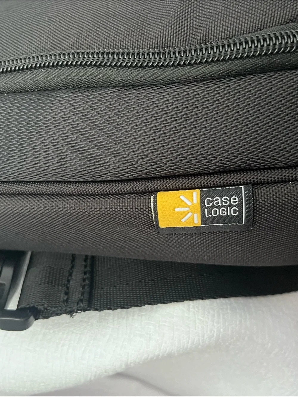 Case Logic Black Quilted Laptop Briefcase - Professional 15-17